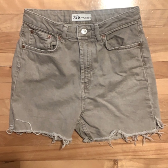 Short - Picture 2 of 2